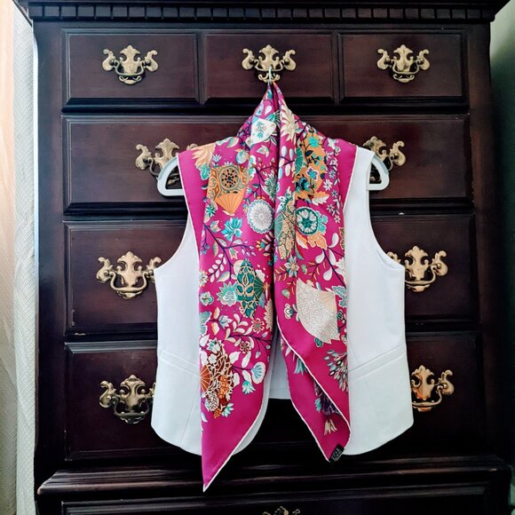 Hermes Silk Scarf "Fleurs et Papillons de Tissus" Carre 90 - Picture 3 of 11